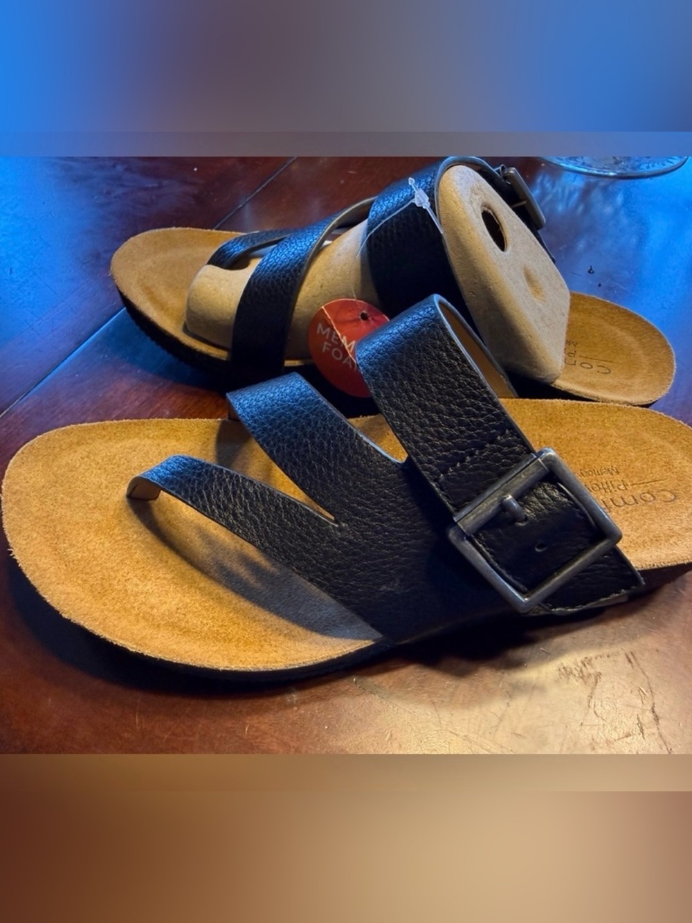 Comfortiva NWTGeary Black Memory Foam Sandals – Size 6M